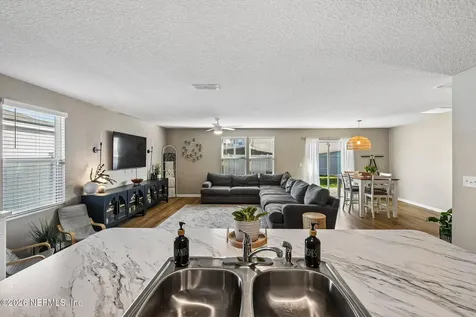 2195 Willow Springs Drive Green Cove Springs FL 32043