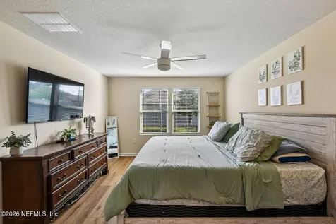2195 Willow Springs Drive Green Cove Springs FL 32043