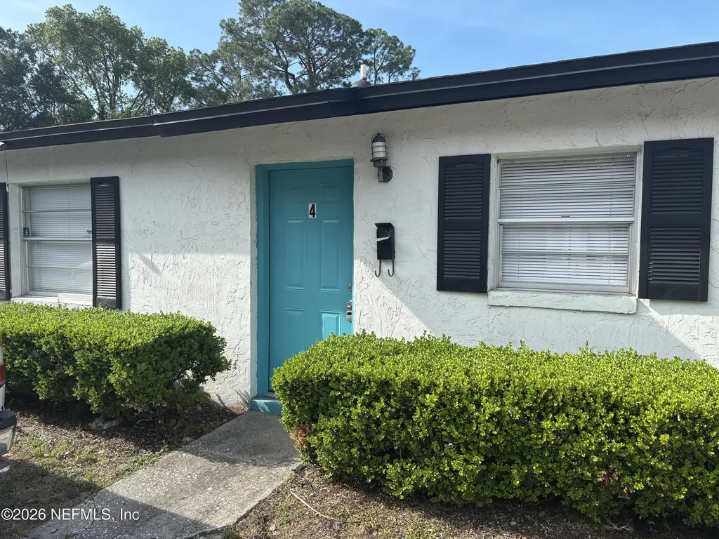1515 Pullen Road Jacksonville FL 32216