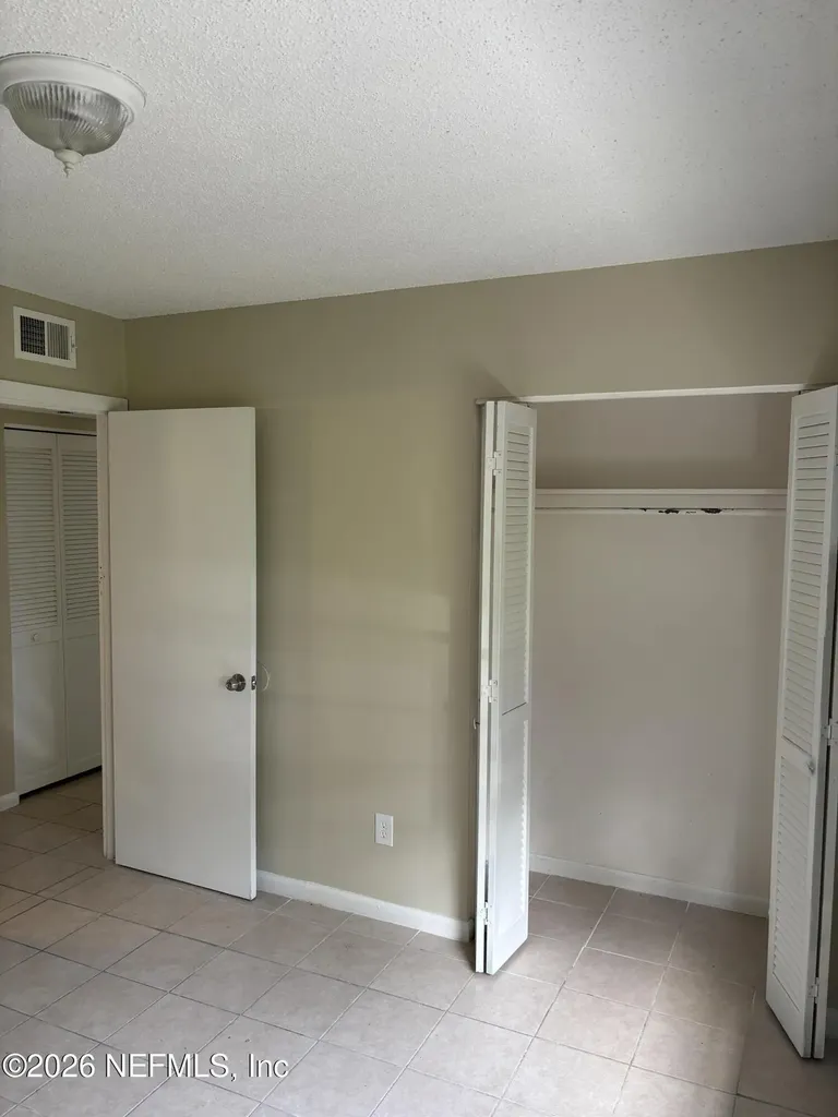 1515 Pullen Road Jacksonville FL 32216