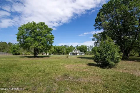 4160 Division Street Hastings FL 32145