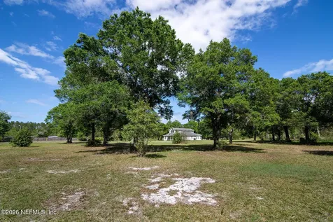 4160 Division Street Hastings FL 32145