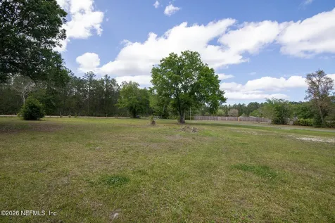 4160 Division Street Hastings FL 32145