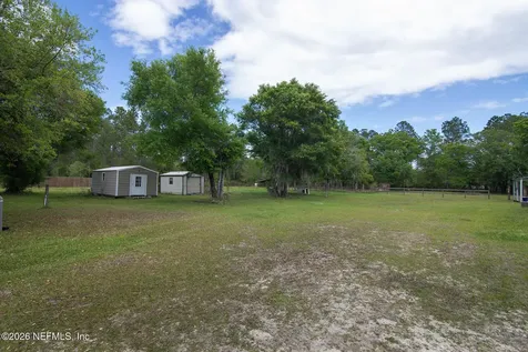 4160 Division Street Hastings FL 32145