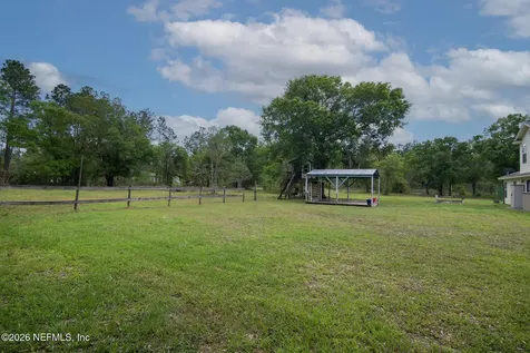 4160 Division Street Hastings FL 32145