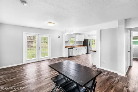 4160 Division Street Hastings FL 32145