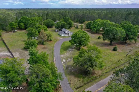 4160 Division Street Hastings FL 32145