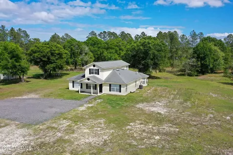 4160 Division Street Hastings FL 32145