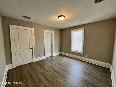 2105 Gilmore Street Jacksonville FL 32204