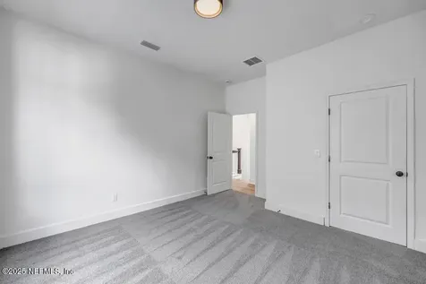 1827 N Market Street Jacksonville FL 32206