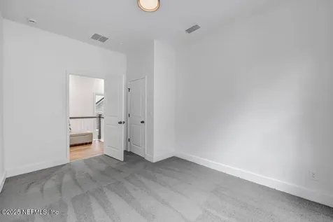 1827 N Market Street Jacksonville FL 32206