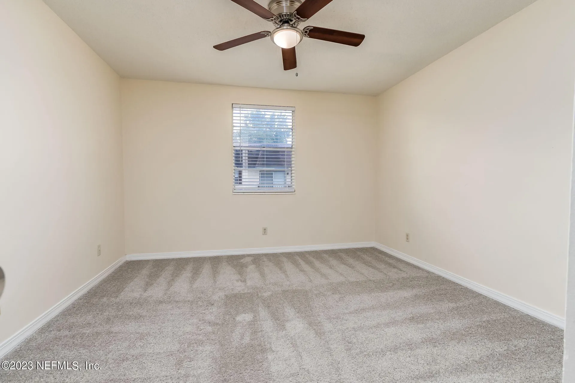 1735 El Camino Road Jacksonville FL 32216