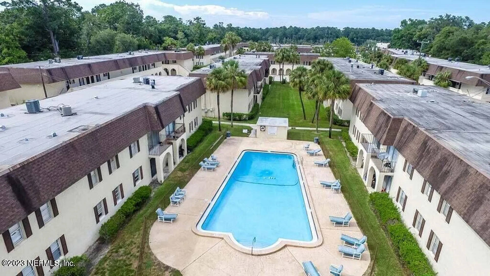 1735 El Camino Road Jacksonville FL 32216