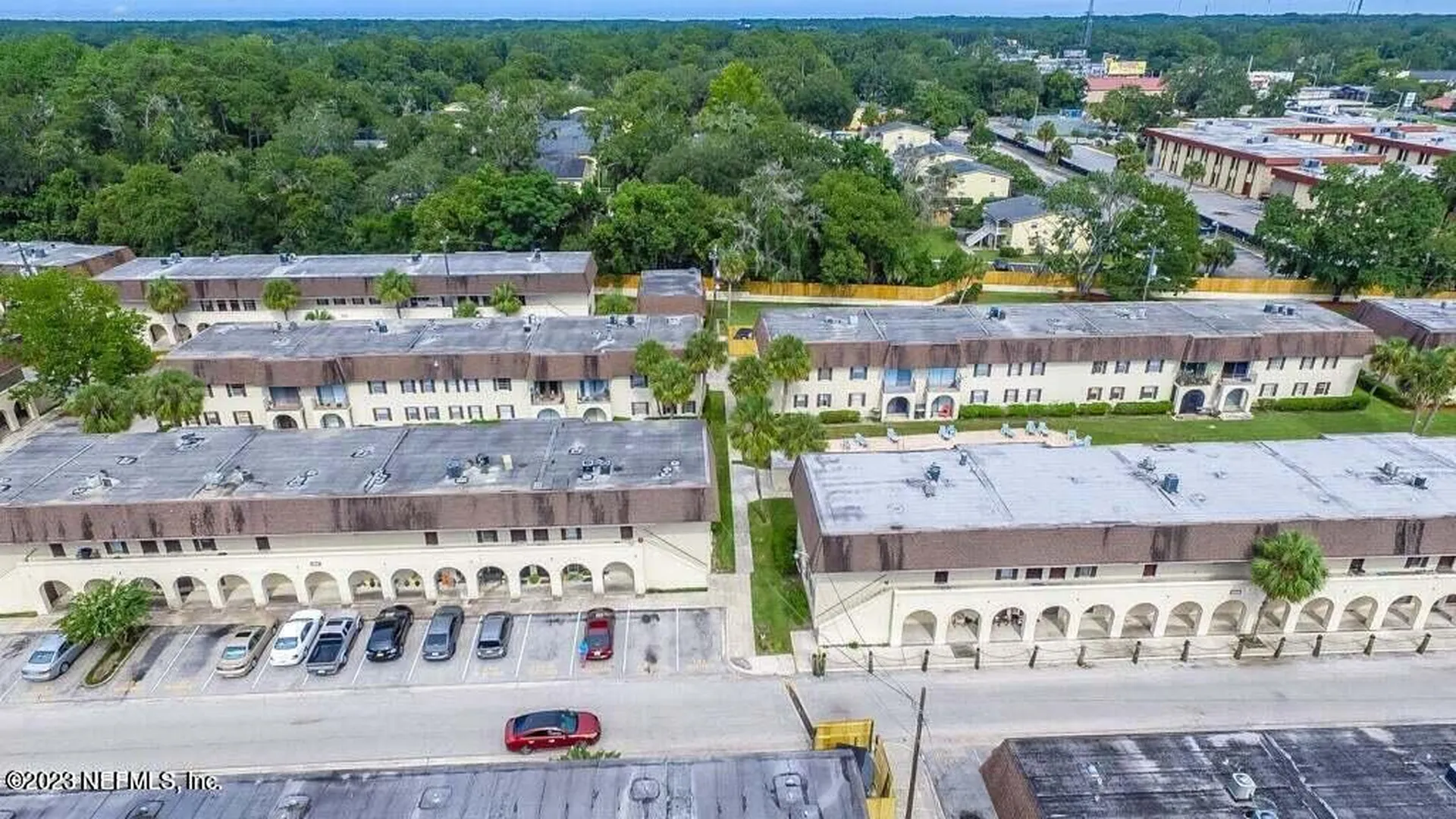 1735 El Camino Road Jacksonville FL 32216