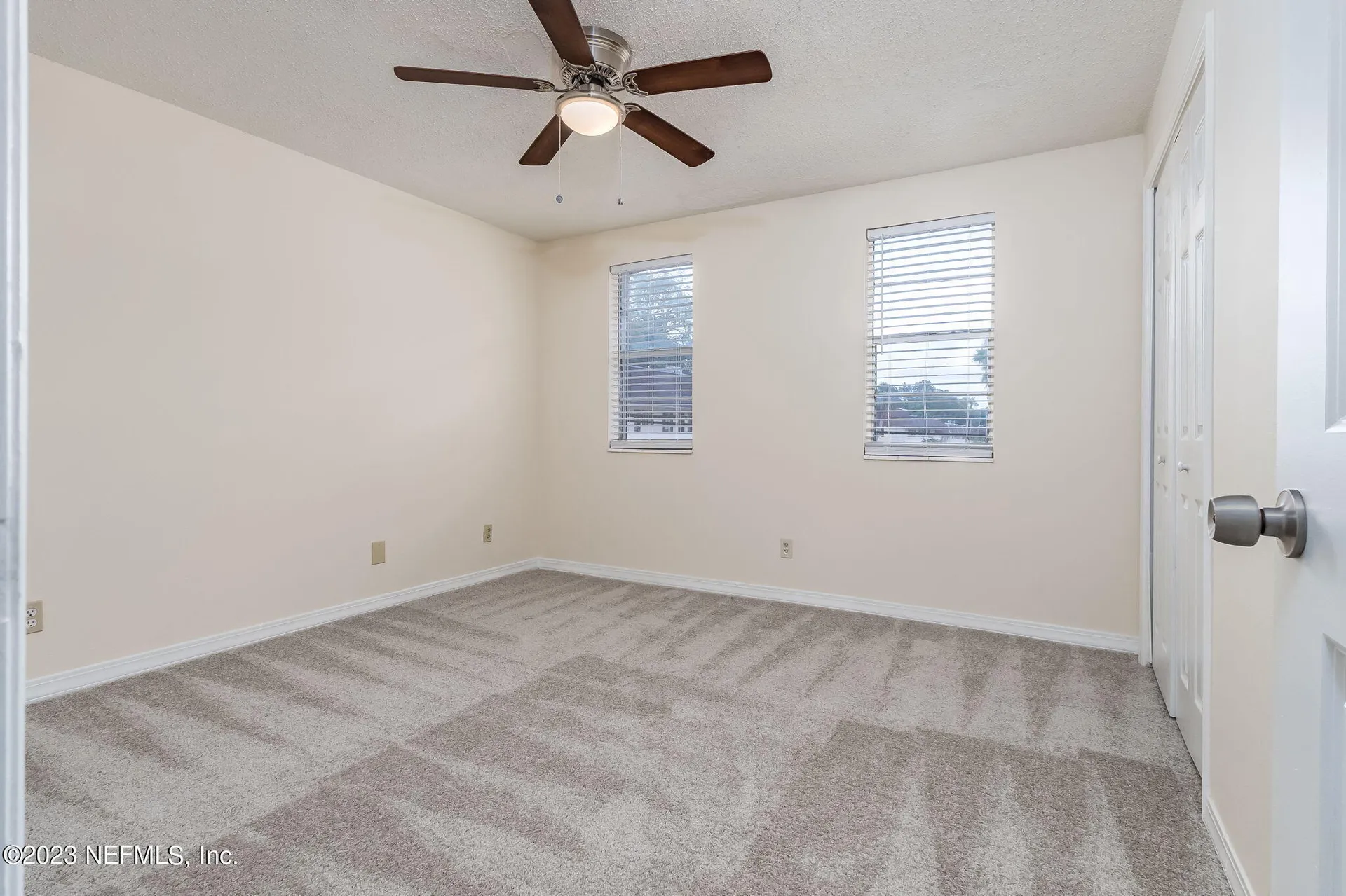 1735 El Camino Road Jacksonville FL 32216