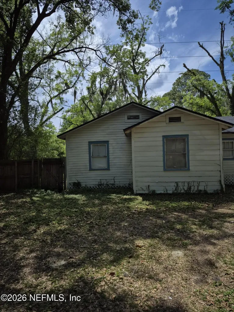 9147 Gibson Avenue Jacksonville FL 32208