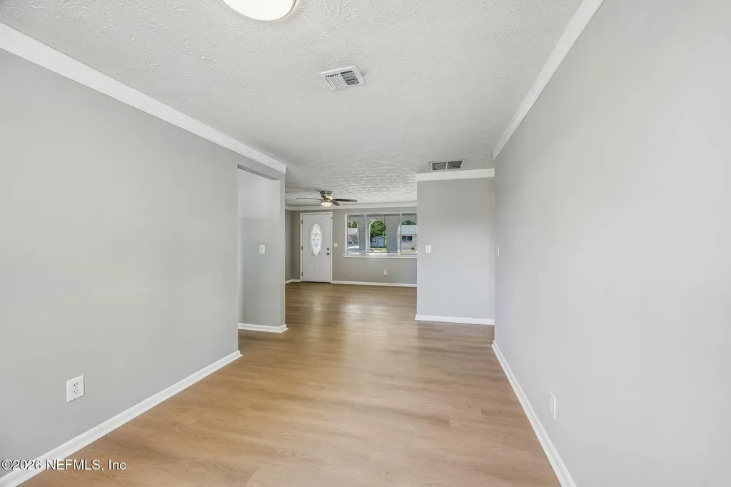 11055 Bacall Road W Jacksonville FL 32218