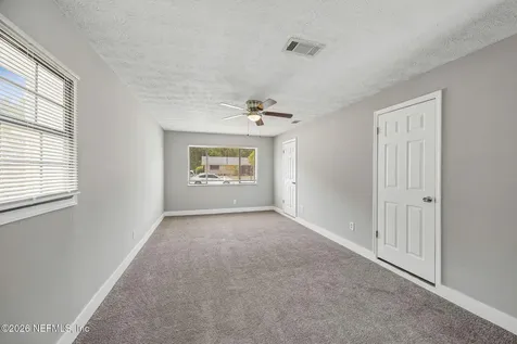 11055 Bacall Road W Jacksonville FL 32218