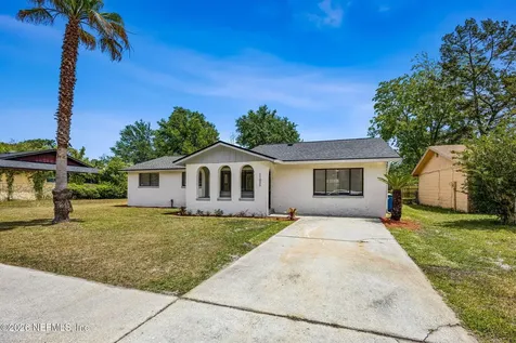 11055 Bacall Road W Jacksonville FL 32218