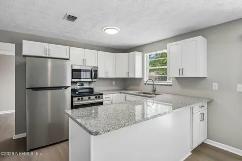 11055 Bacall Road W Jacksonville FL 32218