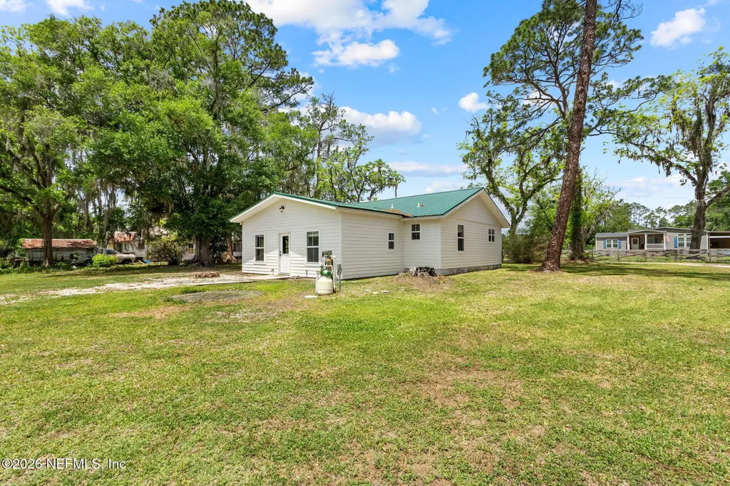 3250 NE 179th Street Starke FL 32091