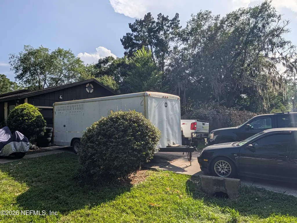 6348 Johnnie Circle E Jacksonville FL 32244