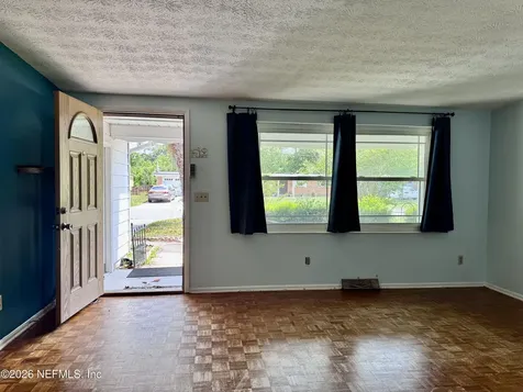 5527 Maxine Drive Jacksonville FL 32277