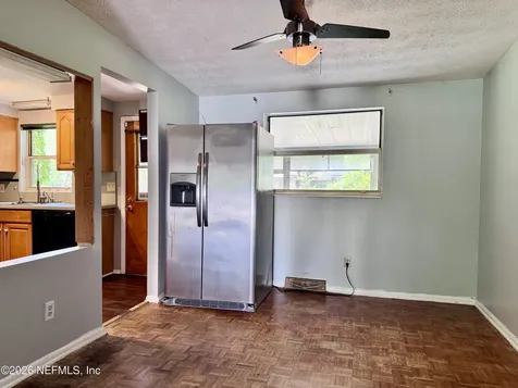 5527 Maxine Drive Jacksonville FL 32277