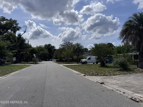5527 Maxine Drive Jacksonville FL 32277