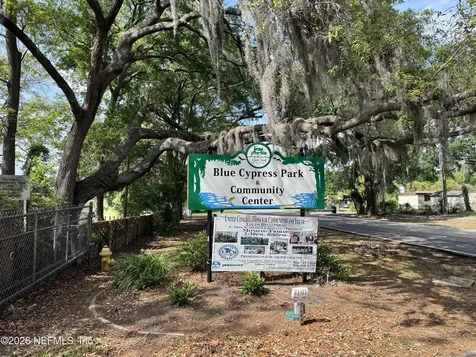 5527 Maxine Drive Jacksonville FL 32277