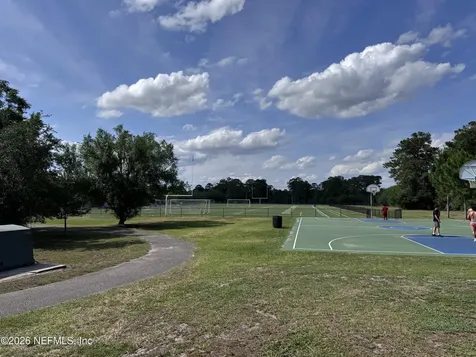 5527 Maxine Drive Jacksonville FL 32277