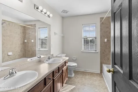 11793 Huckleberry Trail E Macclenny FL 32063
