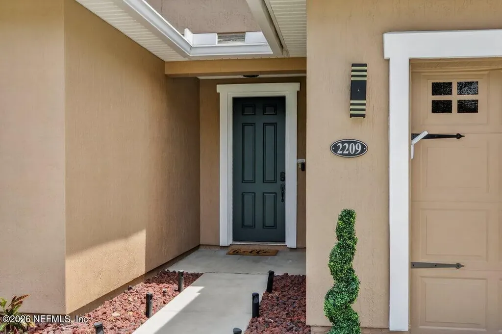 2209 Chandlers Walk Lane Jacksonville FL 32246