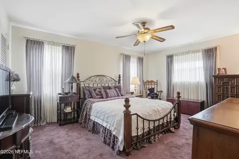 1884 Parkcrest Drive Jacksonville FL 32211