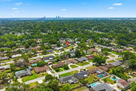 1884 Parkcrest Drive Jacksonville FL 32211