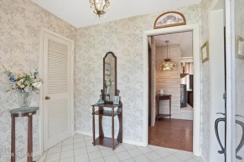 1884 Parkcrest Drive Jacksonville FL 32211