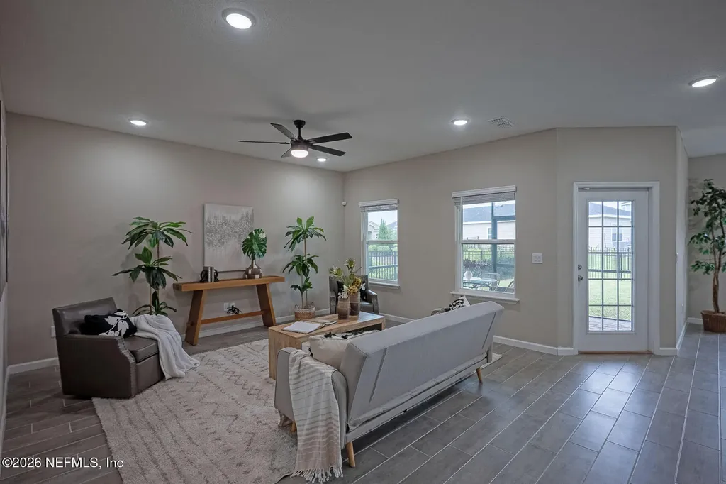 2757 Pointed Leaf Road Green Cove Springs FL 32043