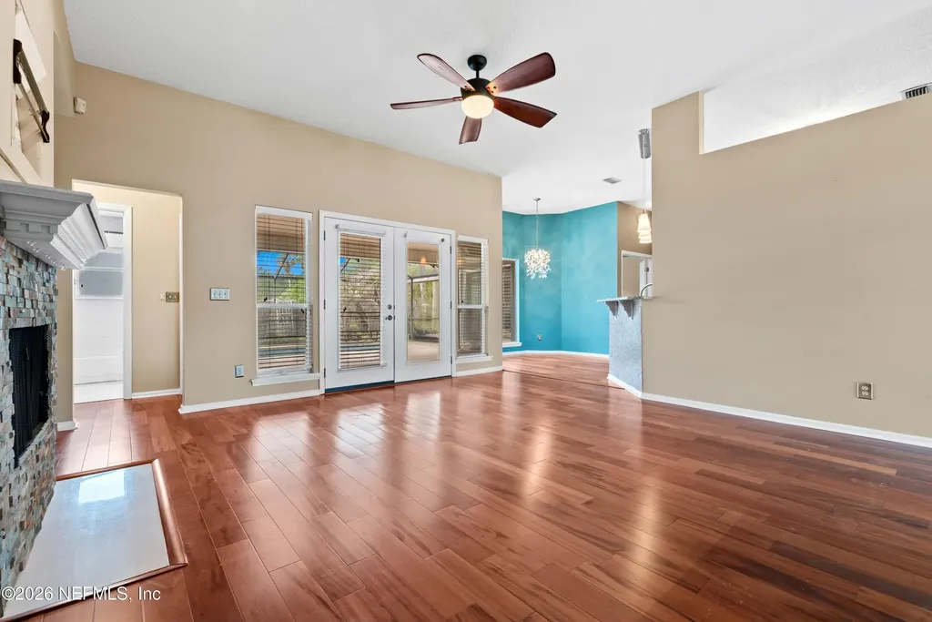 5562 Alden Bridge Drive Jacksonville FL 32258