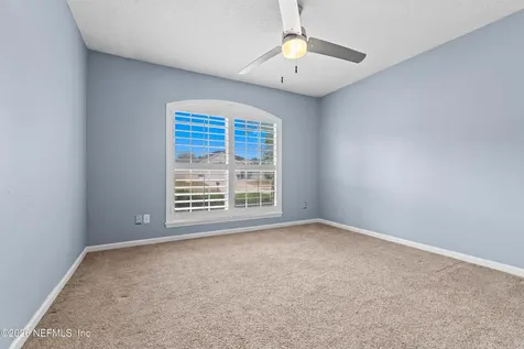 5562 Alden Bridge Drive Jacksonville FL 32258