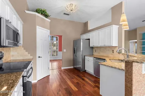 5562 Alden Bridge Drive Jacksonville FL 32258