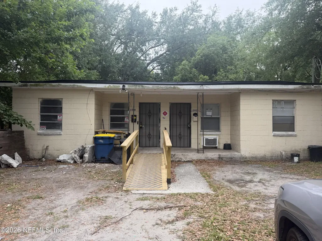 1590 W 28th Street Jacksonville FL 32209
