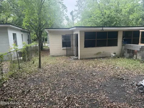 1590 W 28th Street Jacksonville FL 32209