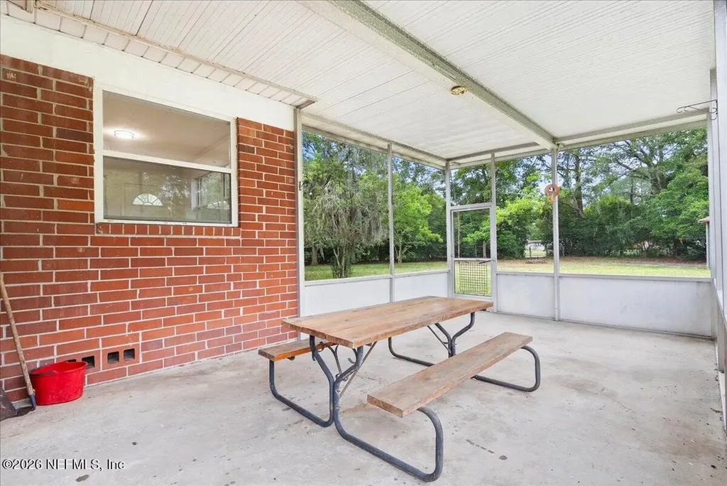 6402 Lou Court Jacksonville FL 32216
