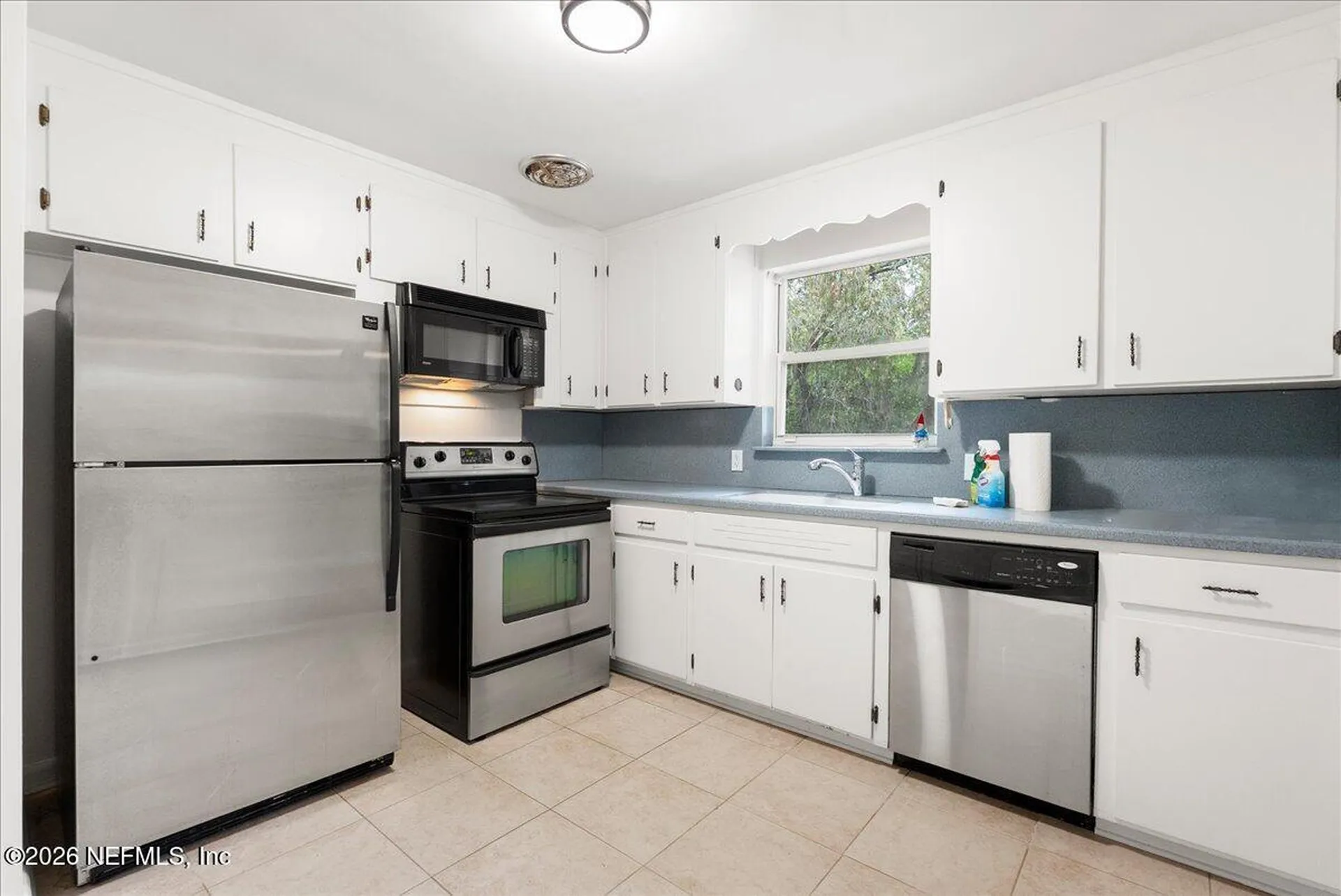 6402 Lou Court Jacksonville FL 32216