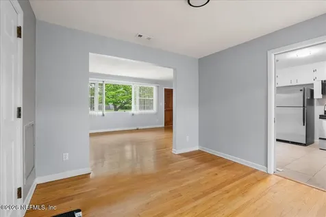 6402 Lou Court Jacksonville FL 32216