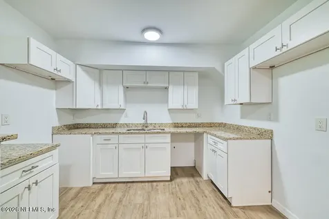 1339 Ellis Road Jacksonville FL 32205