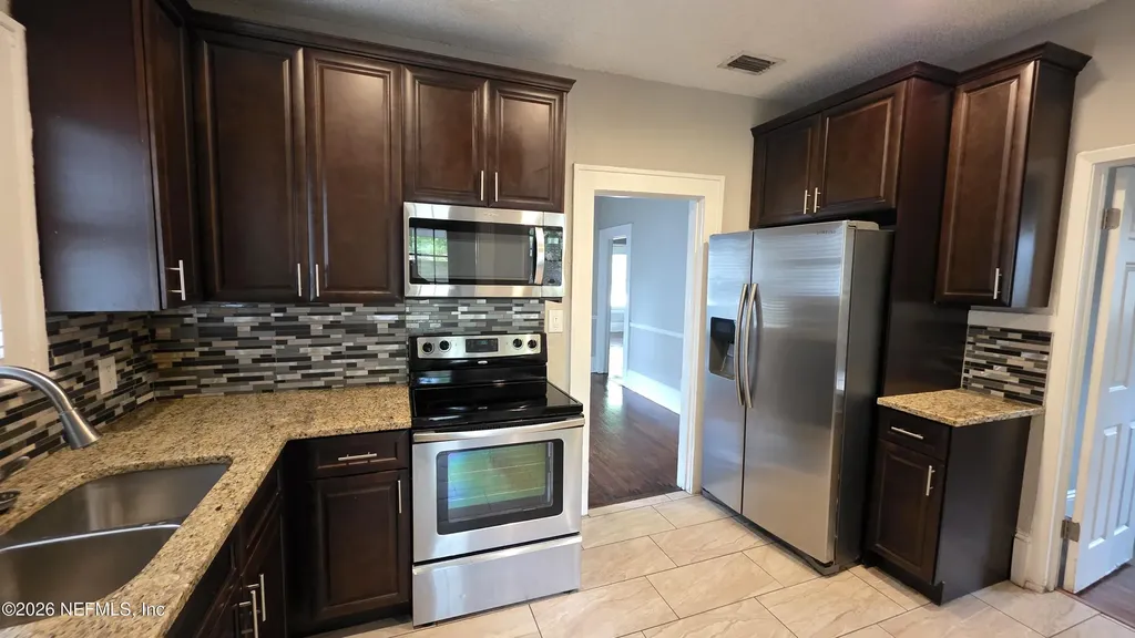 3122 Post Street Jacksonville FL 32205