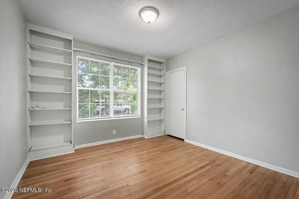 5321 Rollins Avenue Jacksonville FL 32207