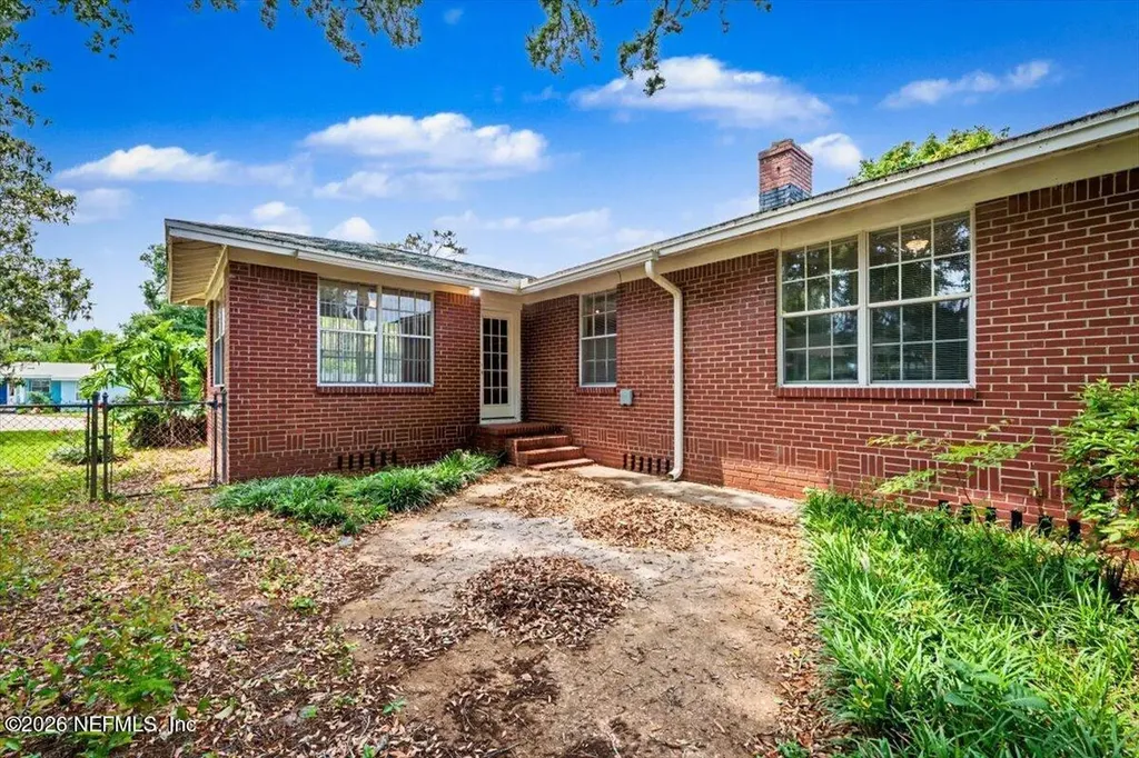 5321 Rollins Avenue Jacksonville FL 32207