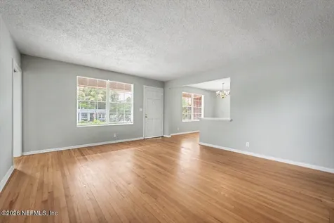 5321 Rollins Avenue Jacksonville FL 32207